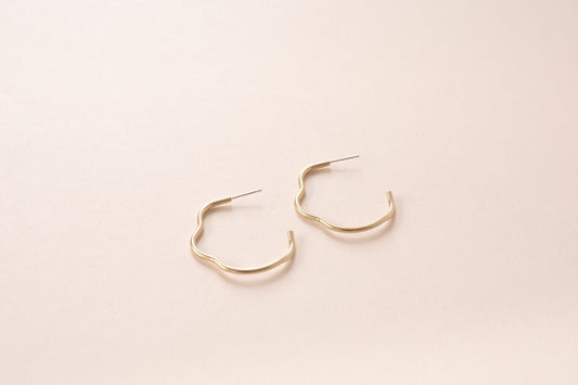 Wavy hoops BESTSELLER